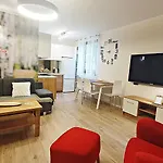Διαμέρισμα Sun&fun Parkowa Nadrzeczna 3d I 3e -blisko Centrum, Dworca Pkp W Otoczeniu Zieleni *