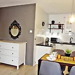 Διαμέρισμα Sun&fun Parkowa Nadrzeczna 3d I 3e -blisko Centrum, Dworca Pkp W Otoczeniu Zieleni *