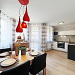 Апартаменты Sun&fun Parkowa Nadrzeczna 3d I 3e -blisko Centrum, Dworca Pkp W Otoczeniu Zieleni Карпач